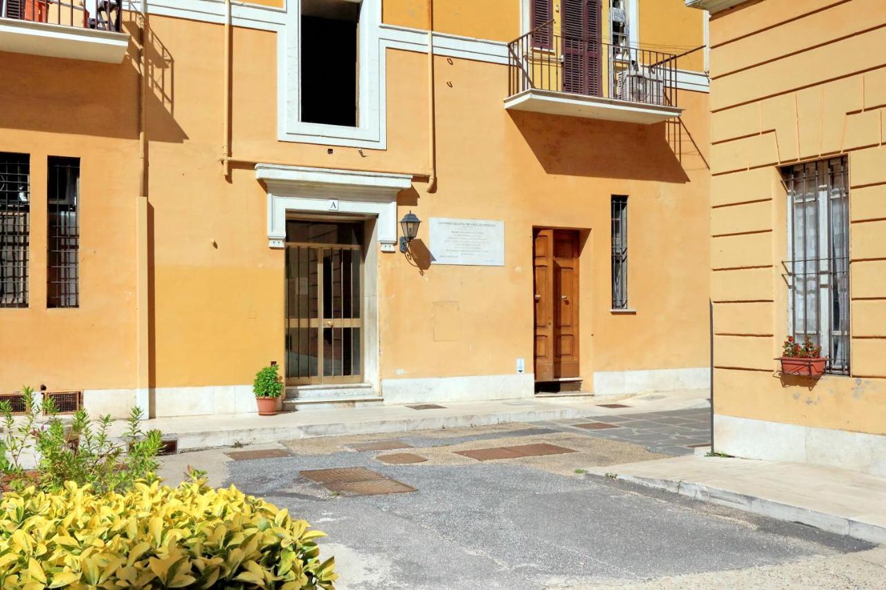 Romeasyoulike - Trastevere Apartment N° 30 Dış mekan fotoğraf